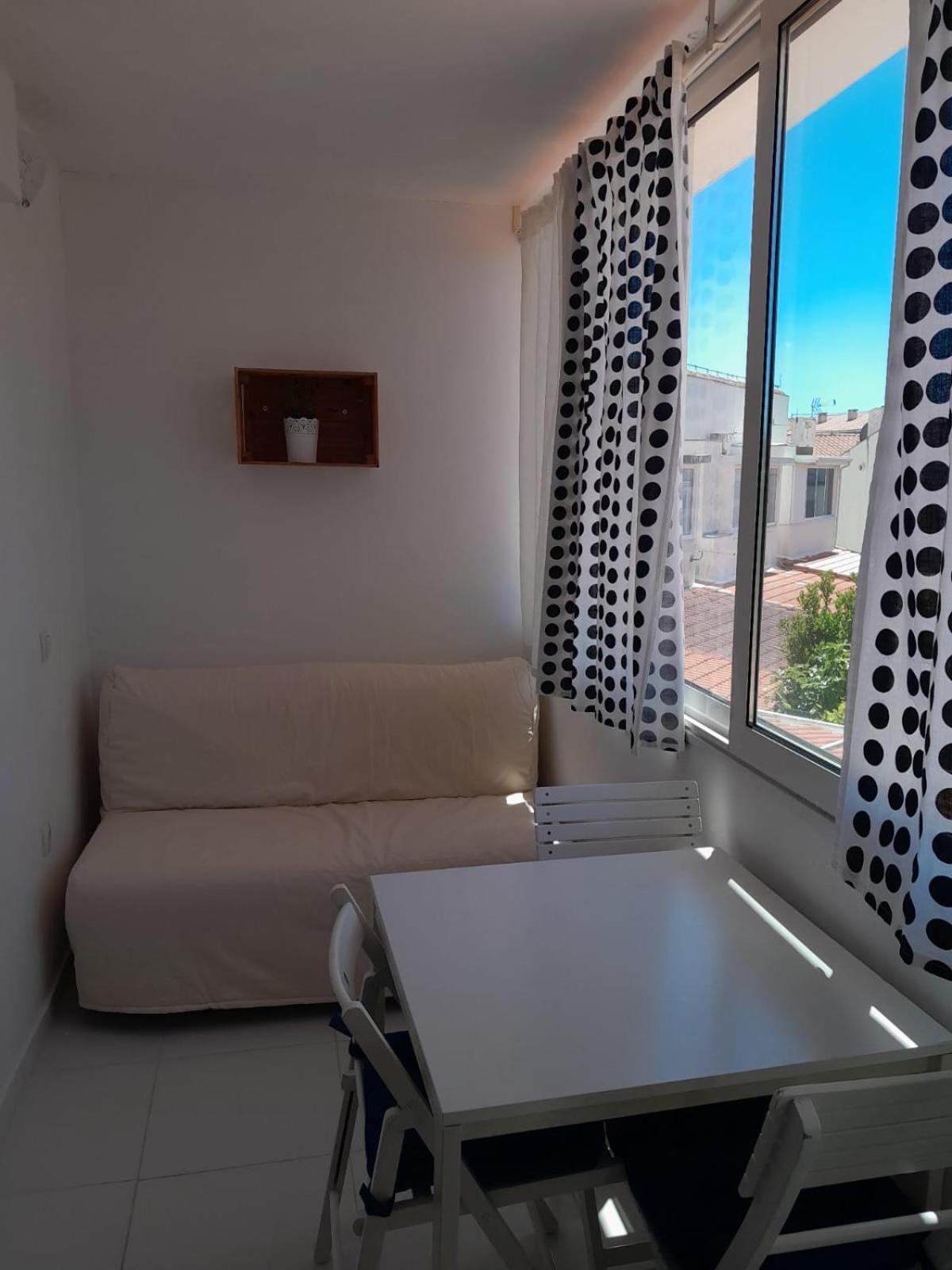 Apartman Iva Novalja Buitenkant foto